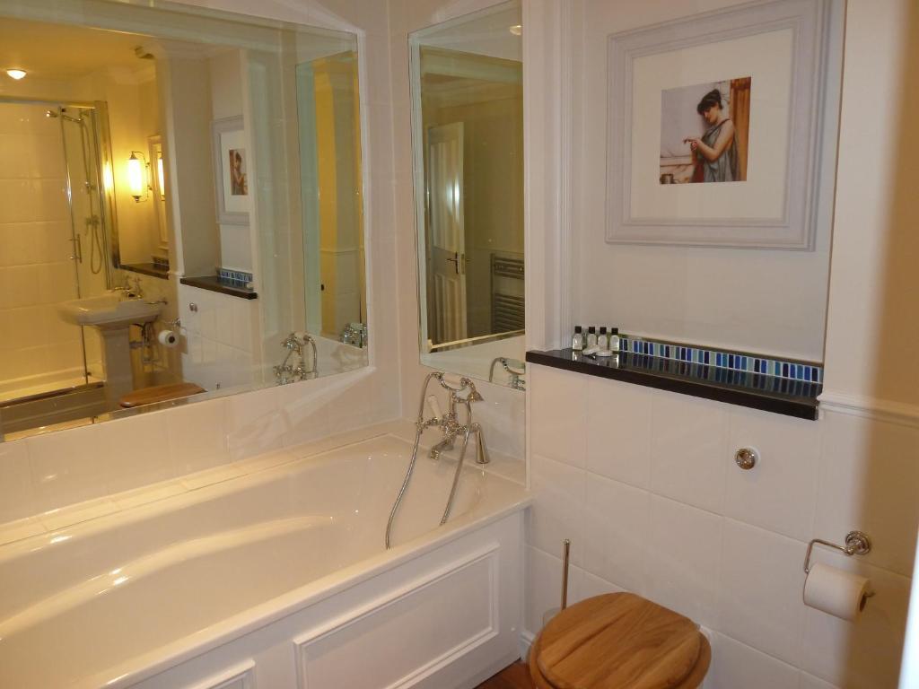 The Belmore 4*